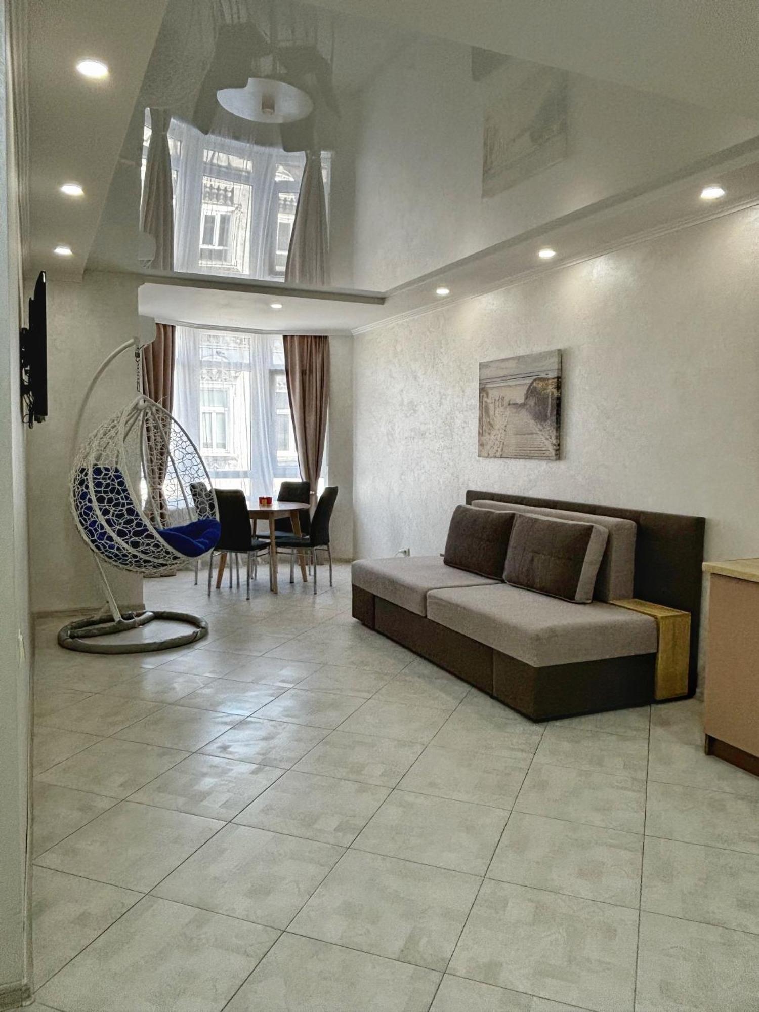 Apartment In Khmelnytsky Street Lemberg Exterior foto